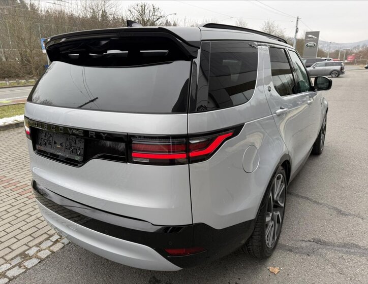 Land Rover Discovery 7