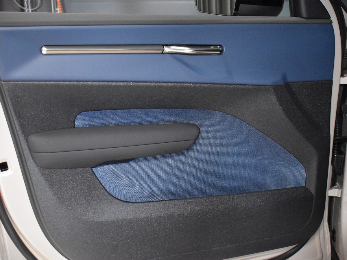 Volvo EX30 SUV / Terénní 0,0 315 kw