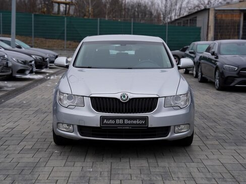 Škoda Superb Sedan 1,8 l 118 kw