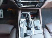 BMW Řada 5 Sedan / Limuzína 4,4 l 340 kw
