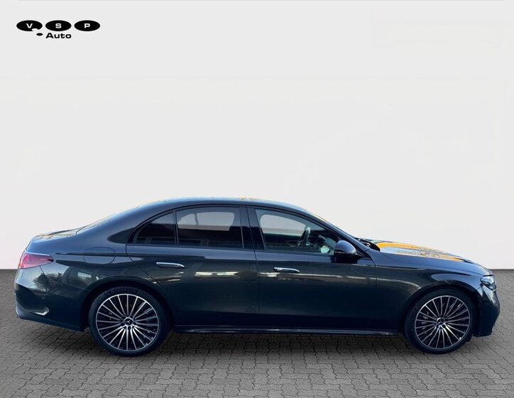 Mercedes-Benz Třídy E 6