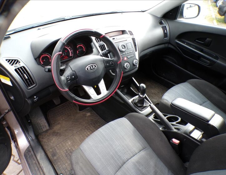 KIA Ceed Kombi 1,4 l 66 kw