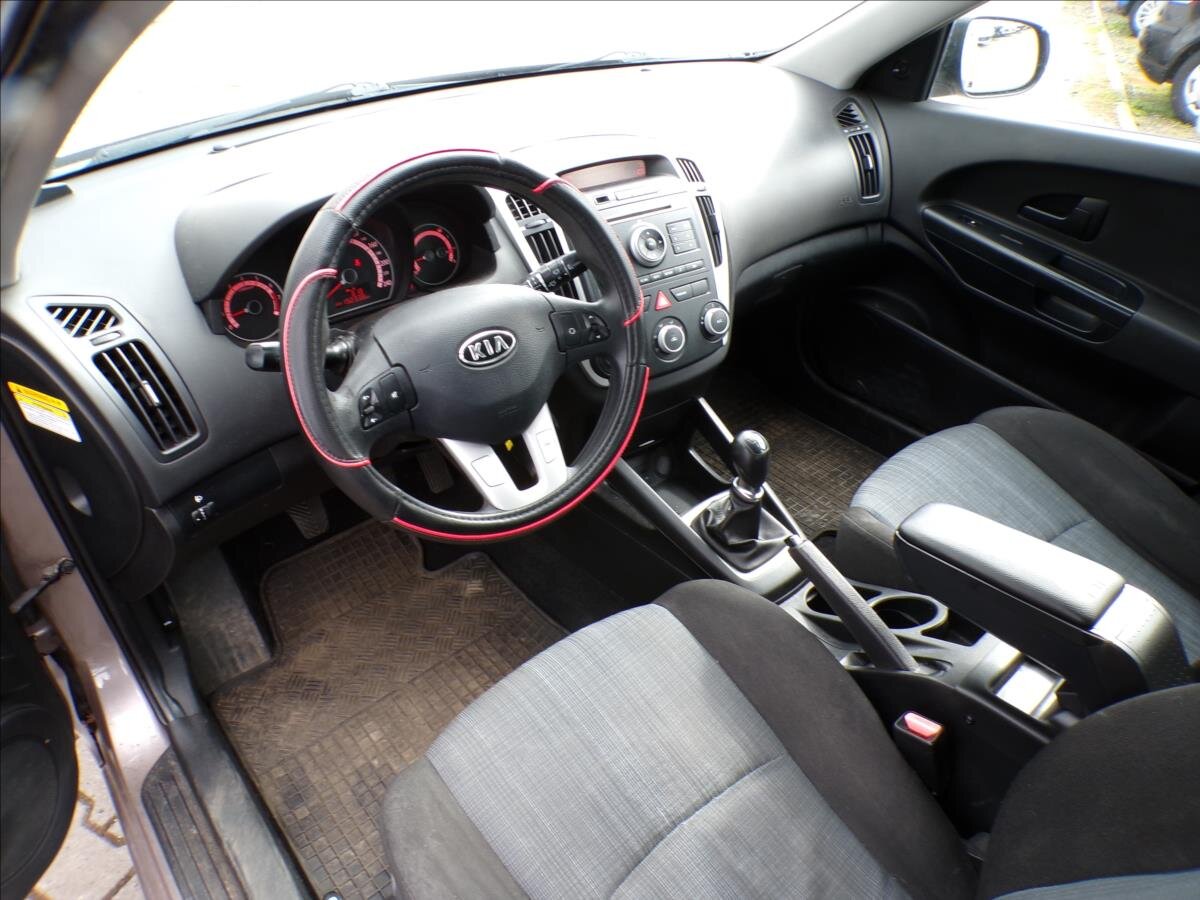 KIA Ceed Kombi 1,4 l 66 kw