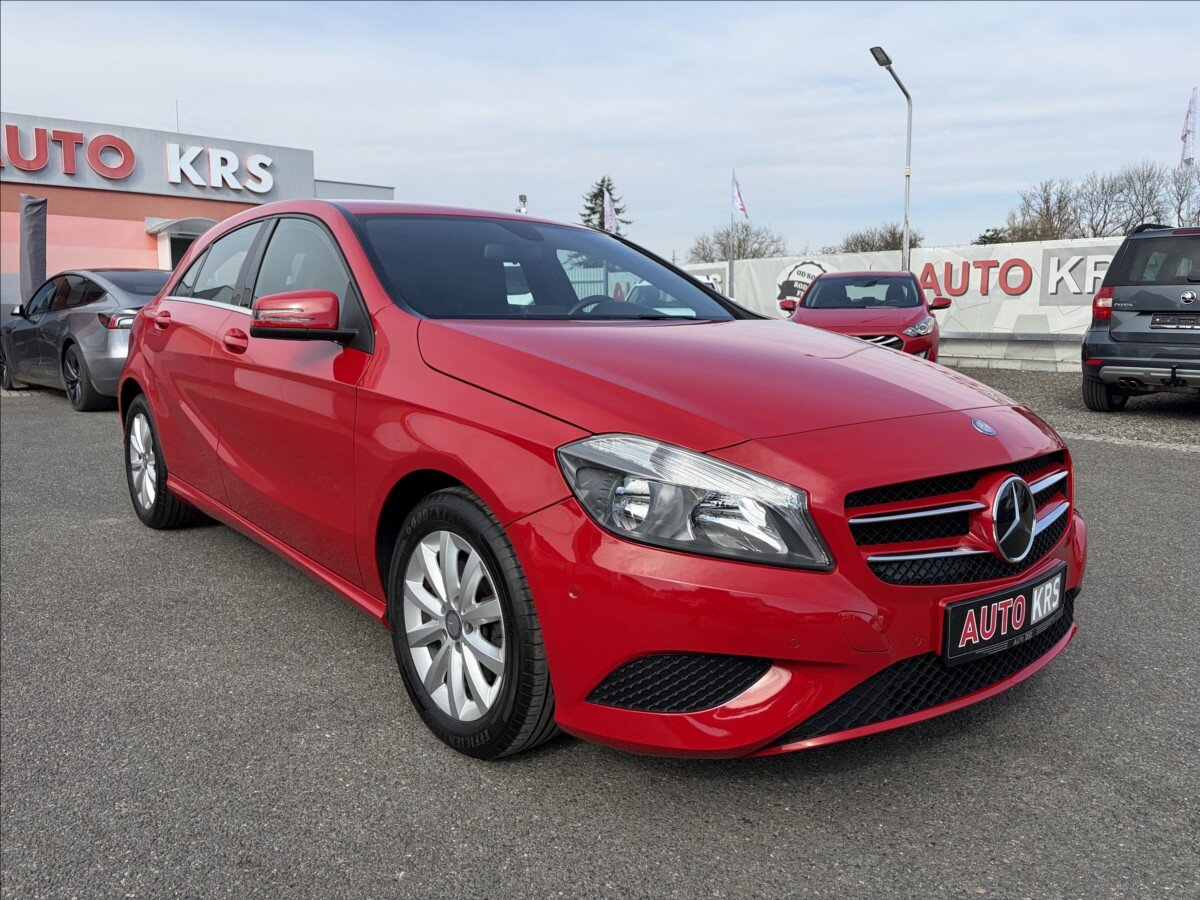 Mercedes-Benz Třídy A Hatchback 1,6 l 90 kw