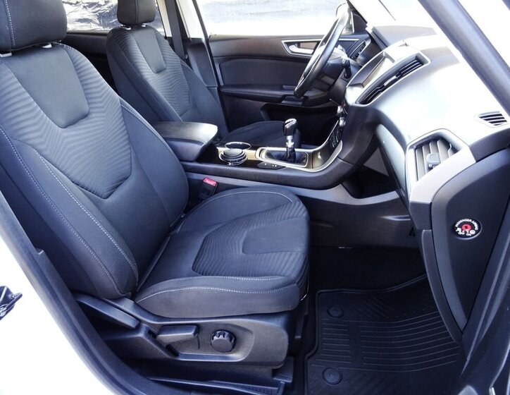 Ford S-MAX MPV 2,0 l 110 kw