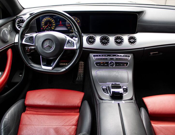 Mercedes-Benz Třídy E 11