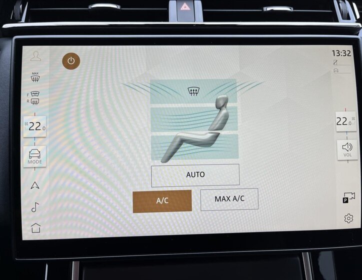 Land Rover Range Rover Velar SUV / Terénní 2,0 l 150 kw