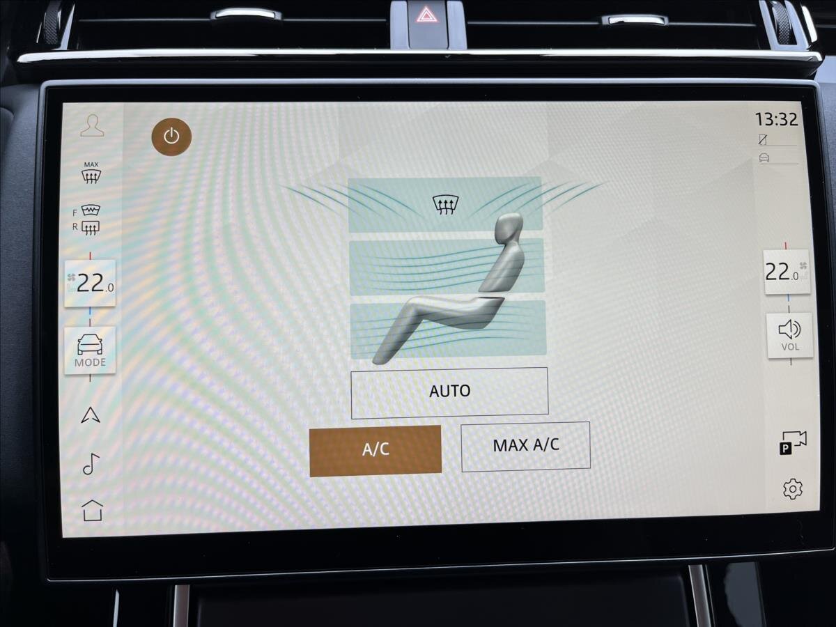 Land Rover Range Rover Velar SUV / Terénní 2,0 l 150 kw