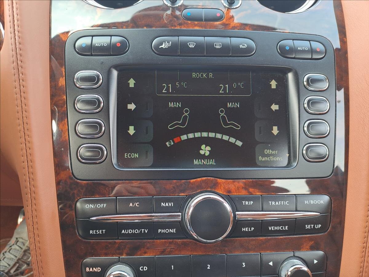 Bentley Continental Flying Spur Sedan / Limuzína 6,0 l 412 kw