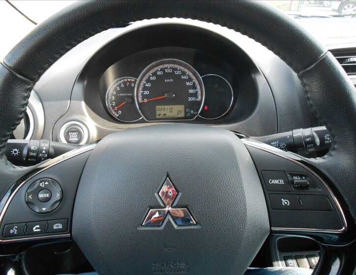 Mitsubishi Space Hatchback 1,2 l 59 kw