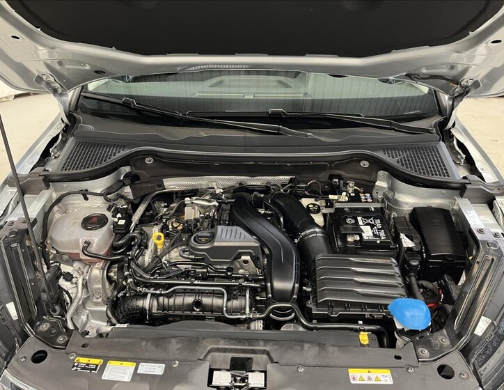 Škoda Karoq SUV 1,5 l 110 kw