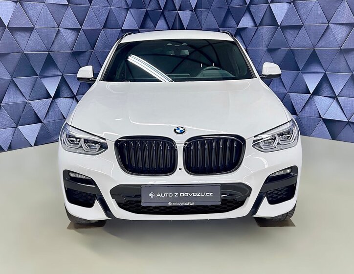 BMW X4 SUV / Terénní 3,0 l 250 kw