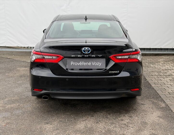 Toyota Camry Sedan 2,5 l 131 kw