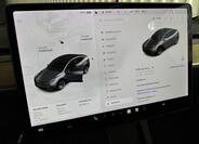 Tesla Model Y 18