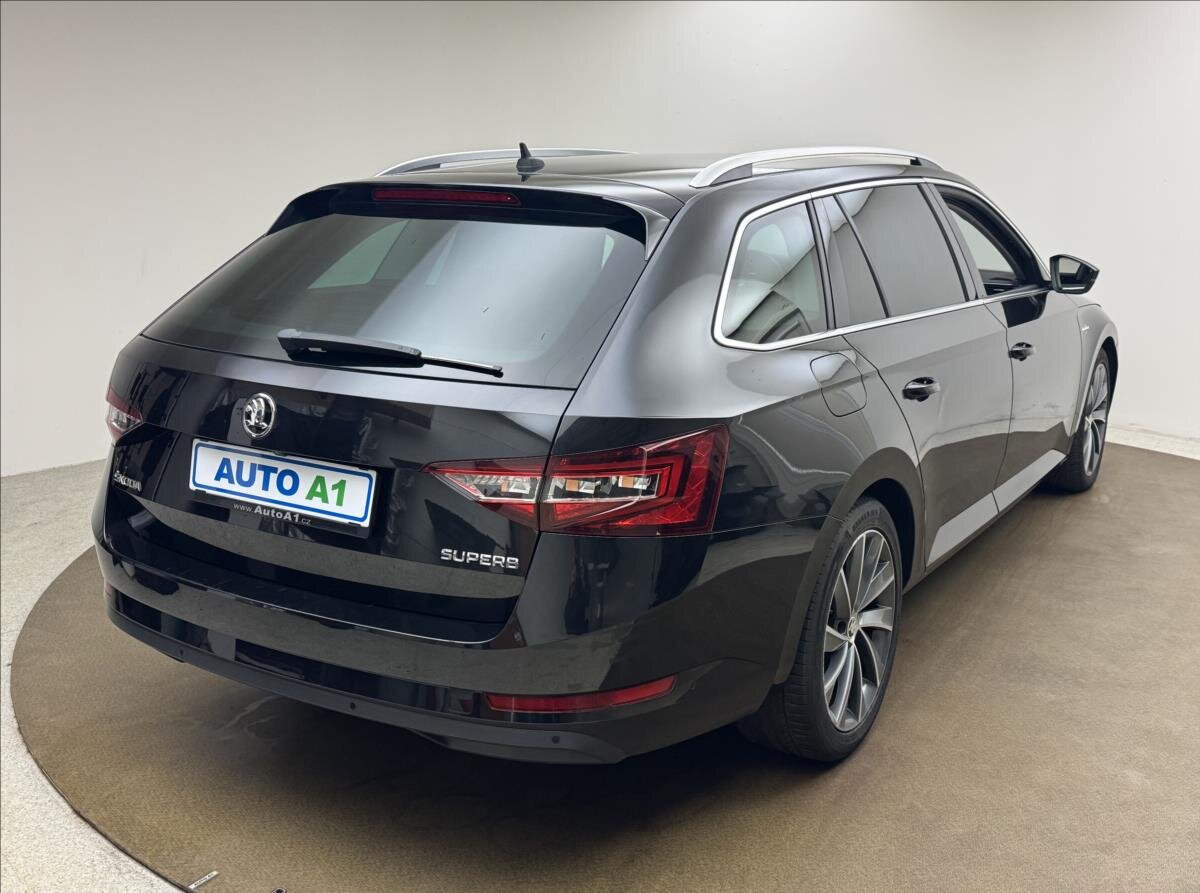 Škoda Superb Kombi 2,0 l 110 kw