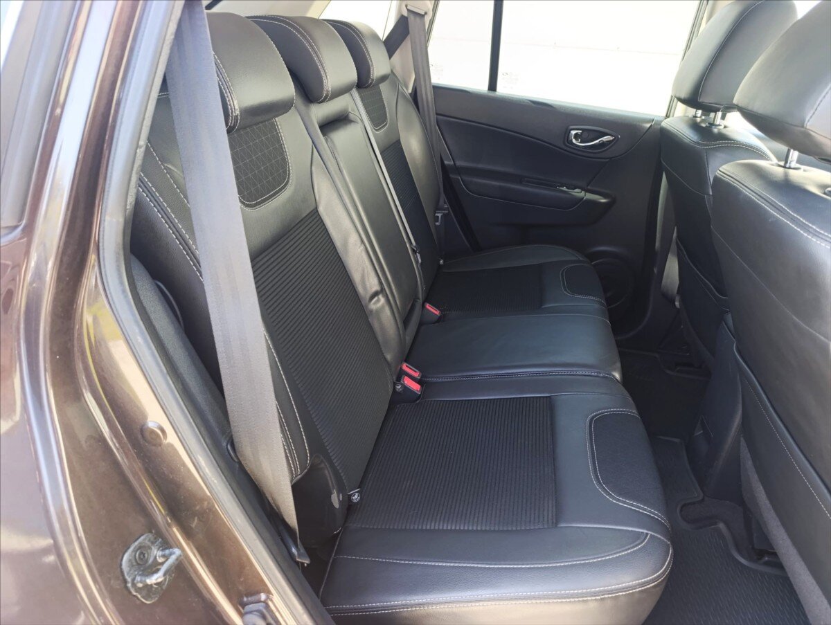 Renault Koleos SUV / Terénní 2,0 l 127 kw