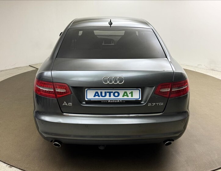 Audi A6 Sedan / Limuzína 2,7 l 140 kw