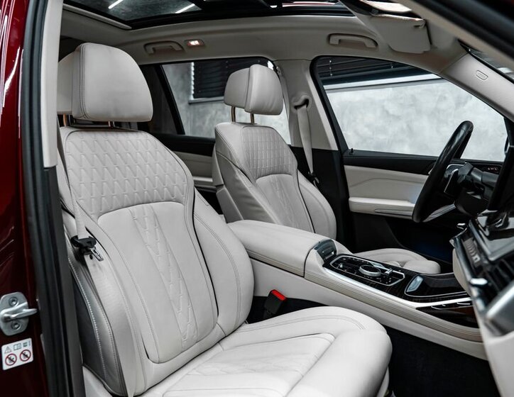 BMW X7 SUV / Terénní 3,0 l 280 kw