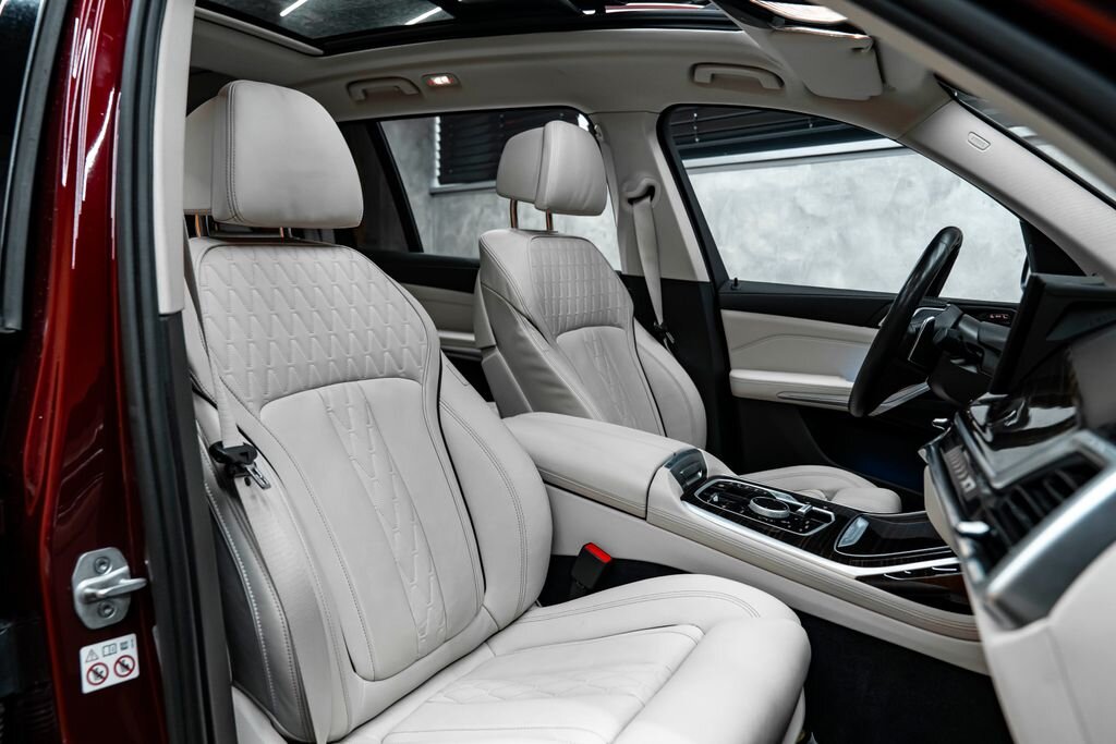 BMW X7 SUV / Terénní 3,0 l 280 kw