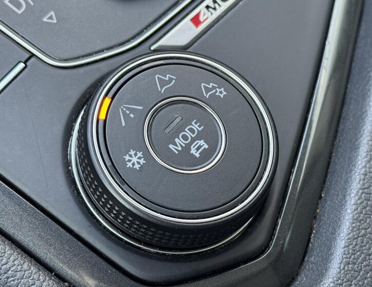 Volkswagen Tiguan SUV / Terénní 2,0 l 110 kw