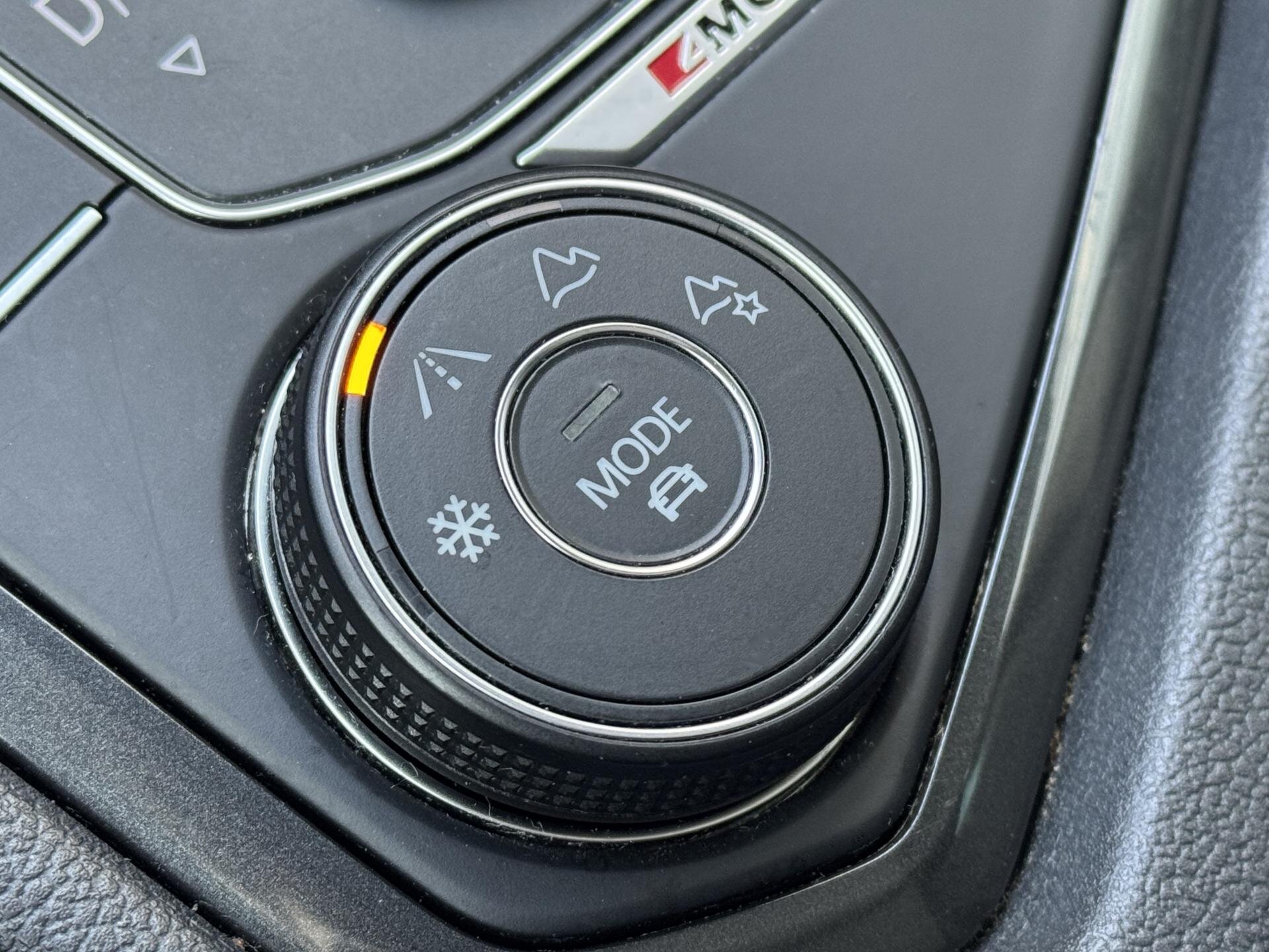 Volkswagen Tiguan SUV / Terénní 2,0 l 110 kw