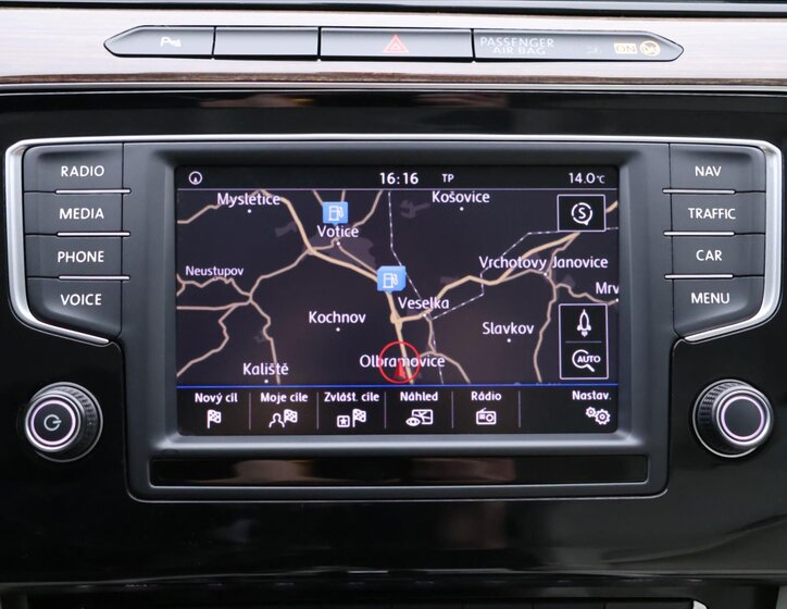 Volkswagen Passat Kombi 1,4 l 110 kw