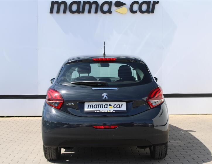 Peugeot 208 6
