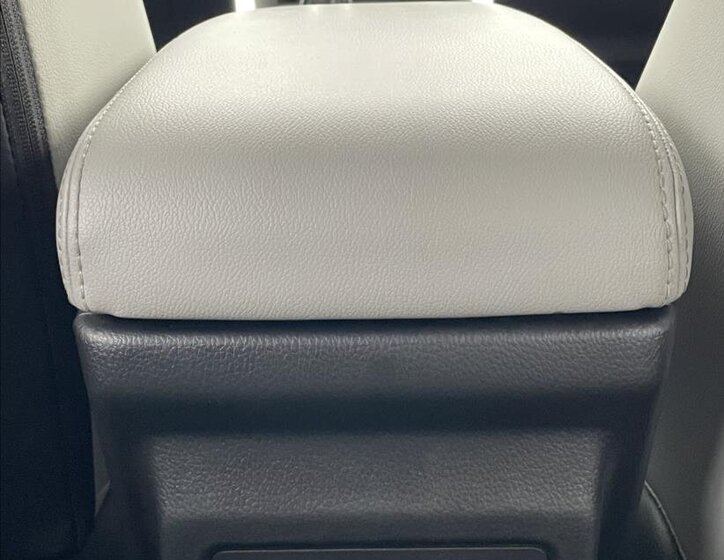 Mitsubishi Eclipse Cross SUV 2,4 l 130 kw