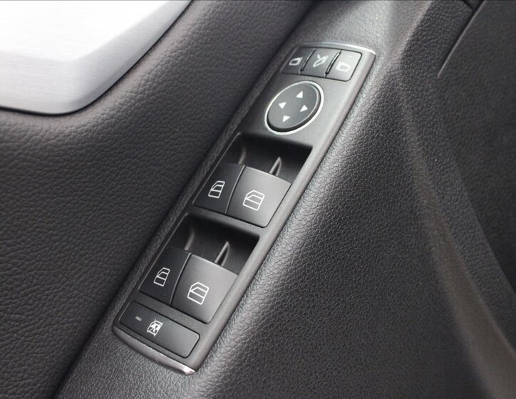 Mercedes-Benz Třídy C 15