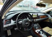 Audi A8 11