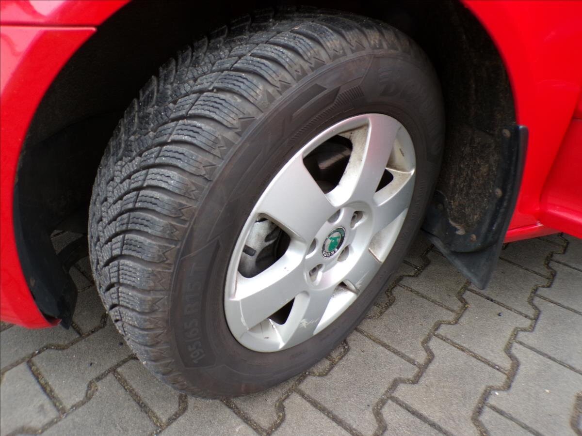 Škoda Octavia Kombi 2,0 l 103 kw