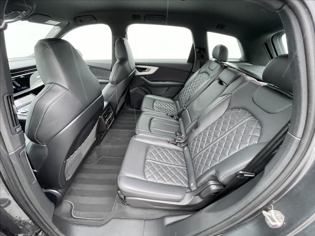 Audi Q7 SUV / Terénní 3,0 l 210 kw