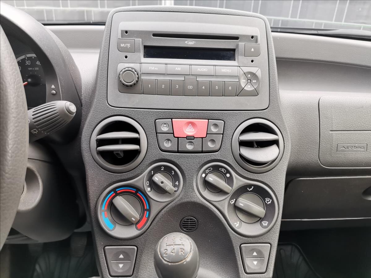 Fiat Panda Hatchback 1,2 l 51 kw