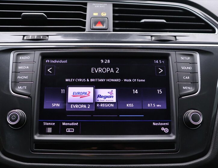 Volkswagen Tiguan 19