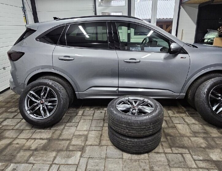 Ford Kuga Liftback 0,0 137 kw