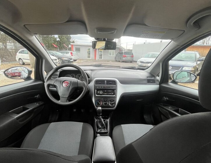 Fiat Punto Hatchback 1,2 l 51 kw