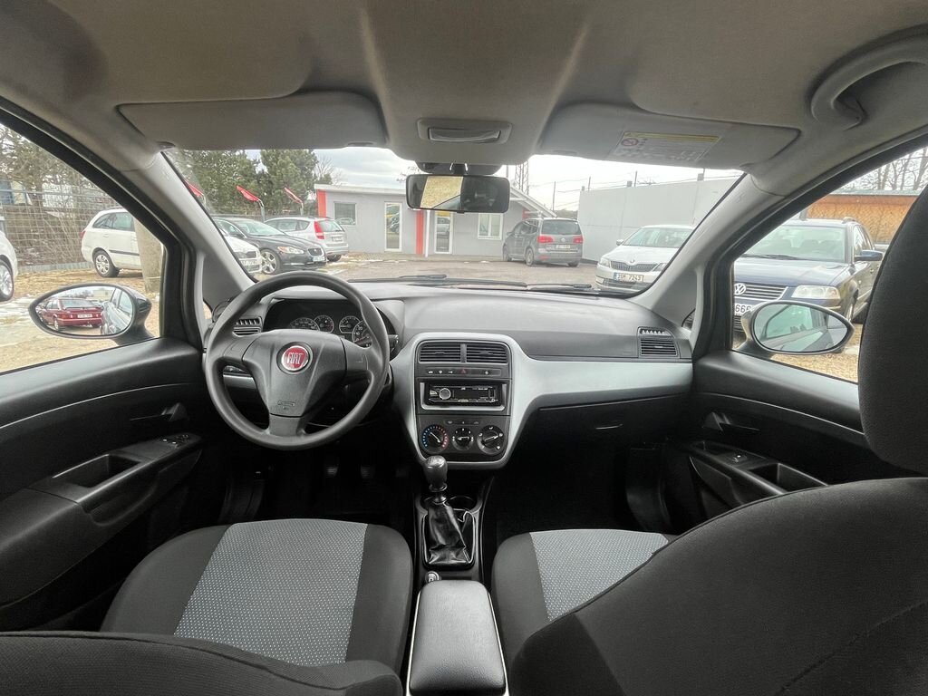 Fiat Punto Hatchback 1,2 l 51 kw