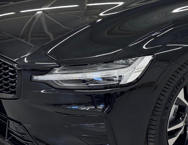 Volvo V60 Kombi 2,0 l 145 kw