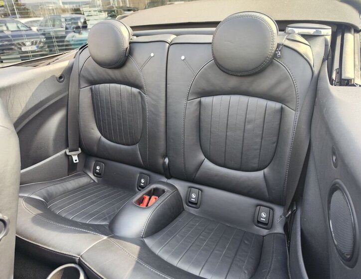 Mini Cooper Hatchback 1,5 l 85 kw