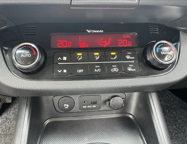 KIA Sportage SUV / Terénní 2,0 l 135 kw