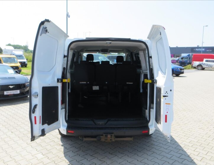 Ford Transit Custom 4