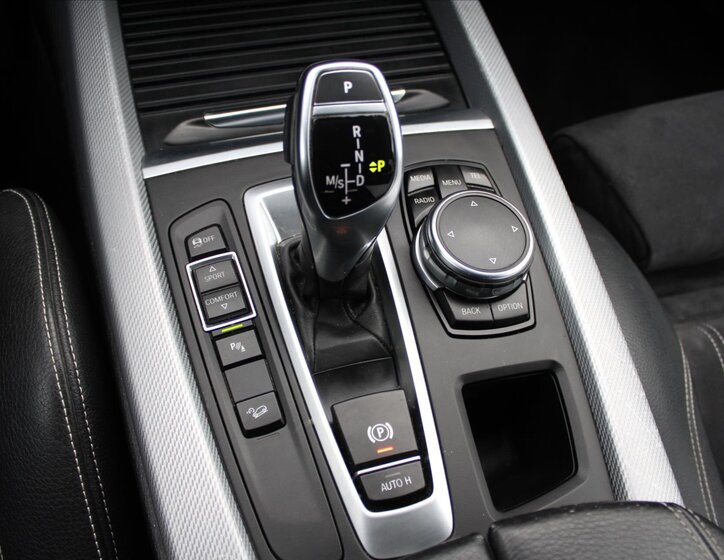 BMW X5 SUV 3,0 l 190 kw