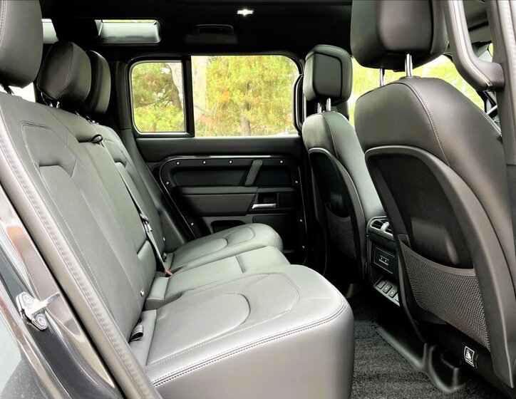 Land Rover Defender SUV / Terénní 3,0 l 147 kw