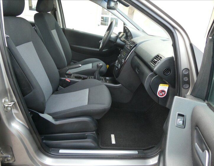 Mercedes-Benz Třídy A Hatchback 1,7 l 85 kw