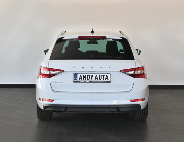 Škoda Superb Kombi 2,0 l 110 kw