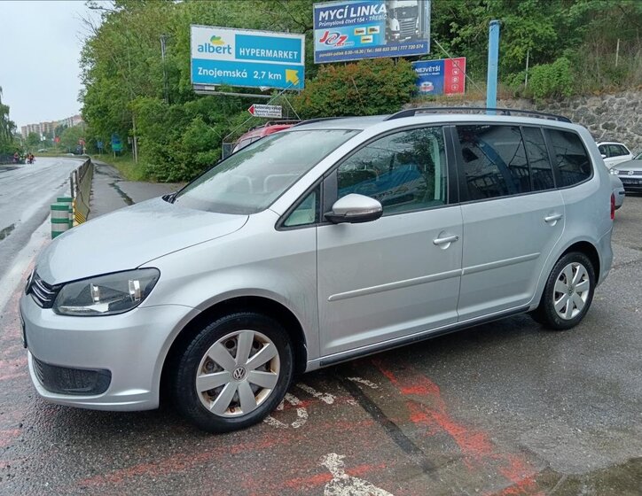 Volkswagen Touran Kombi 1,5 l 77 kw