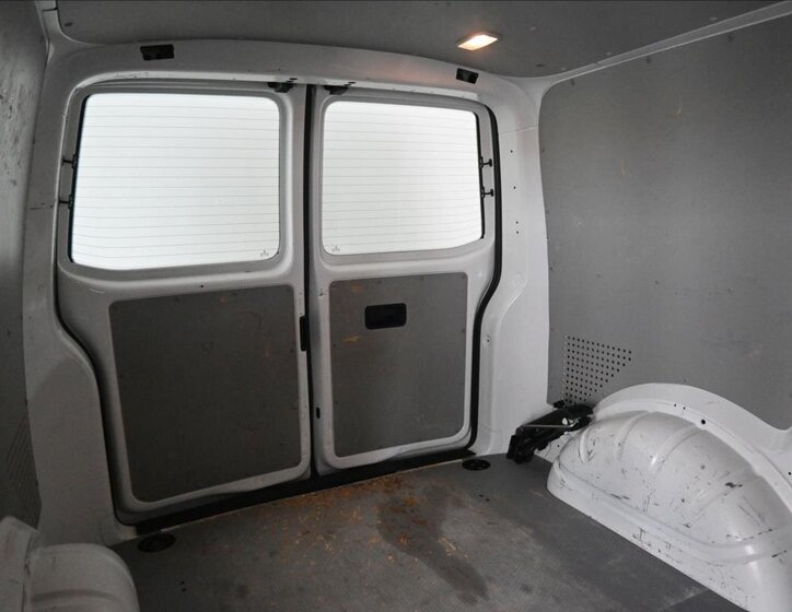 Volkswagen Transporter 24