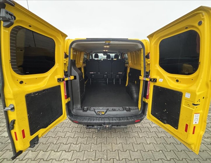 Ford Transit Custom 12