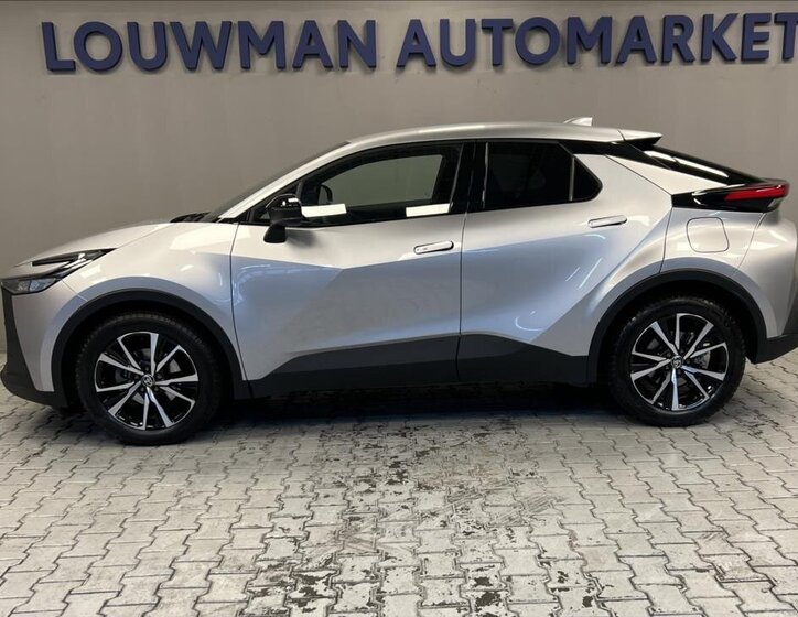 Toyota C-HR Hatchback 1,8 l 72 kw