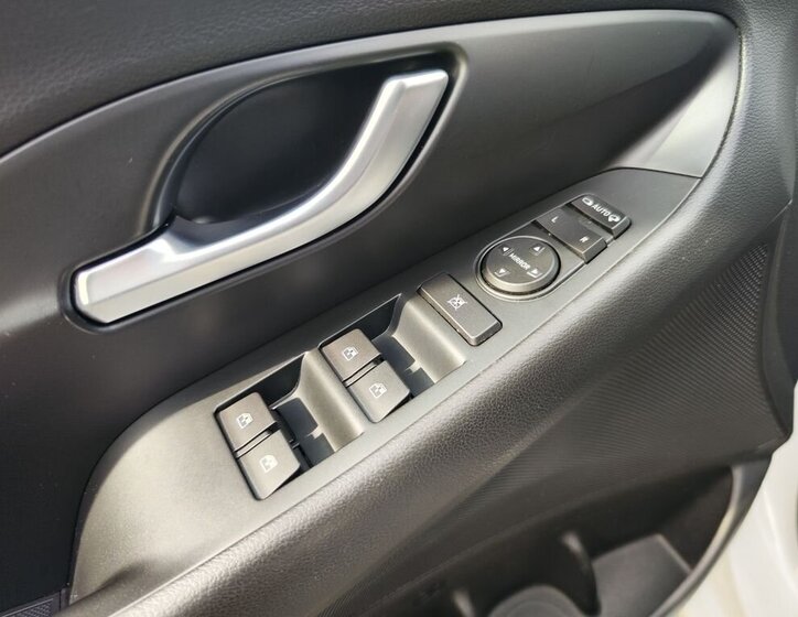 Hyundai i30 Kombi 1,6 l 85 kw